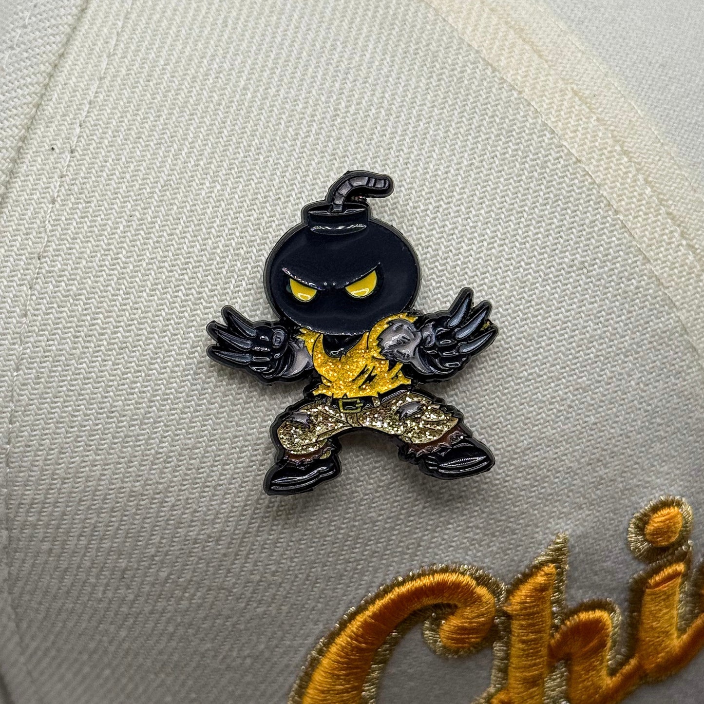 Wolverine Pin
