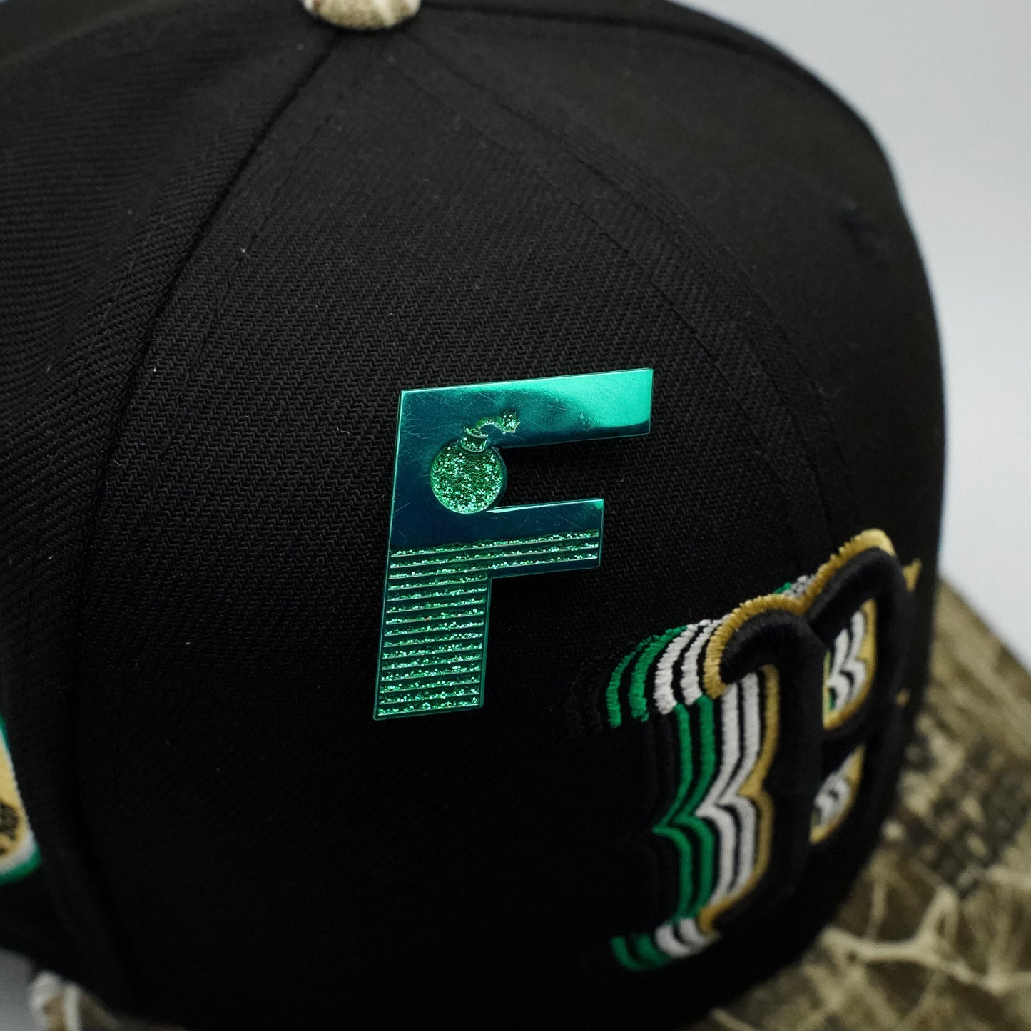F Pin (Green)