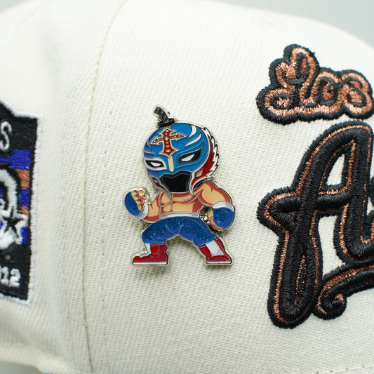 Rey Mysterio Pin (V2)