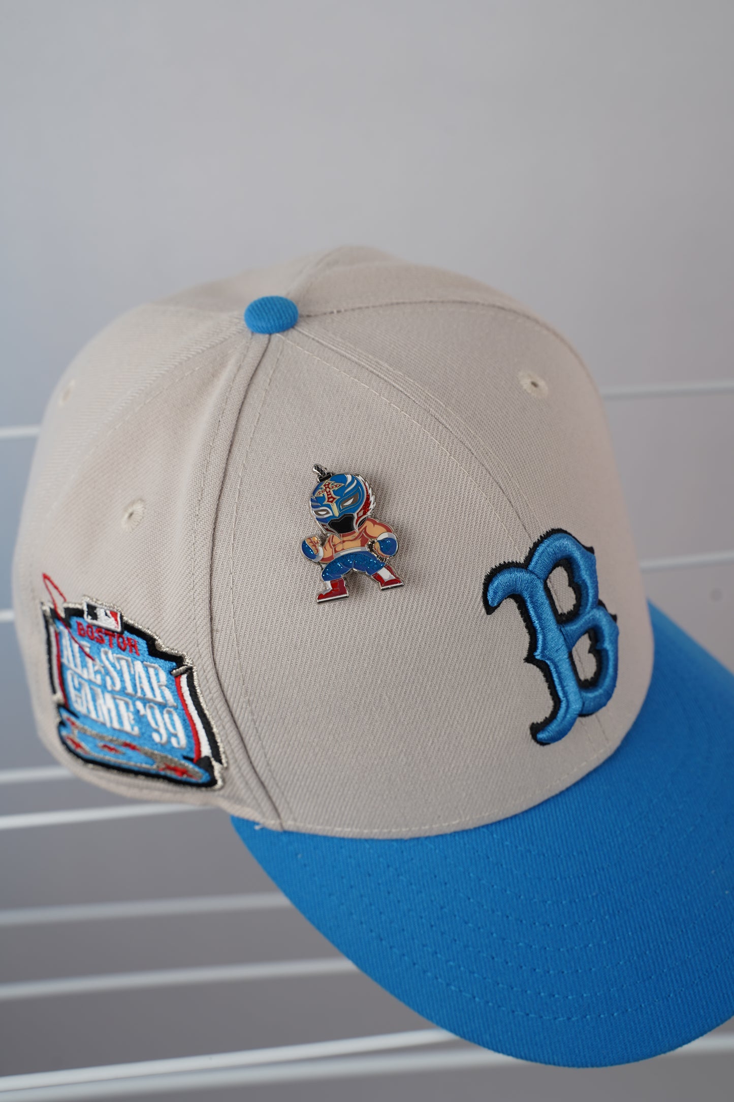 Rey Mysterio Pin (V2)