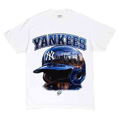 YANKEES HELMET TEE